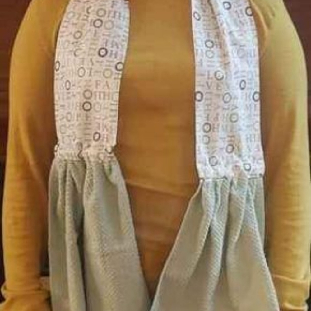 Kitchen Towels (around the neck)